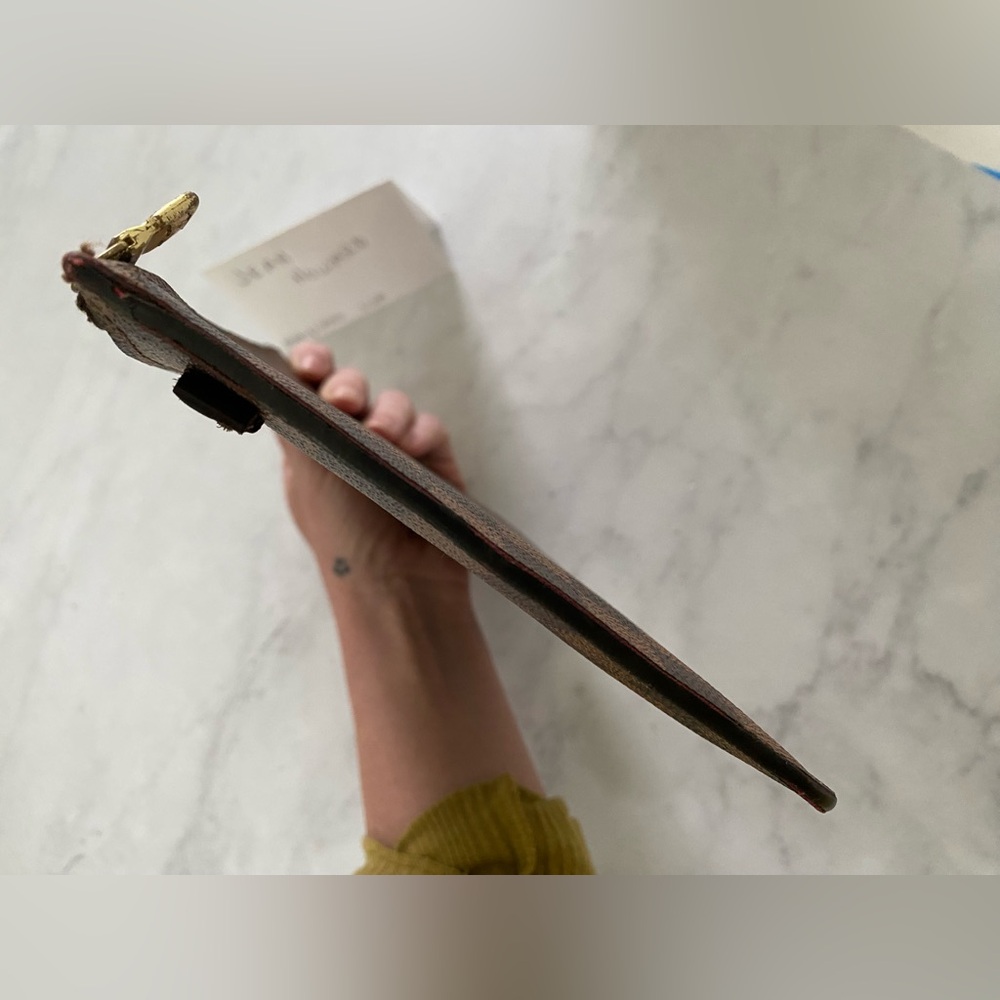 Louis Vuitton Neverfull GM Pouch - Picture 10 of 10